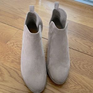 Ankle boots. Tan New never used .Size 7